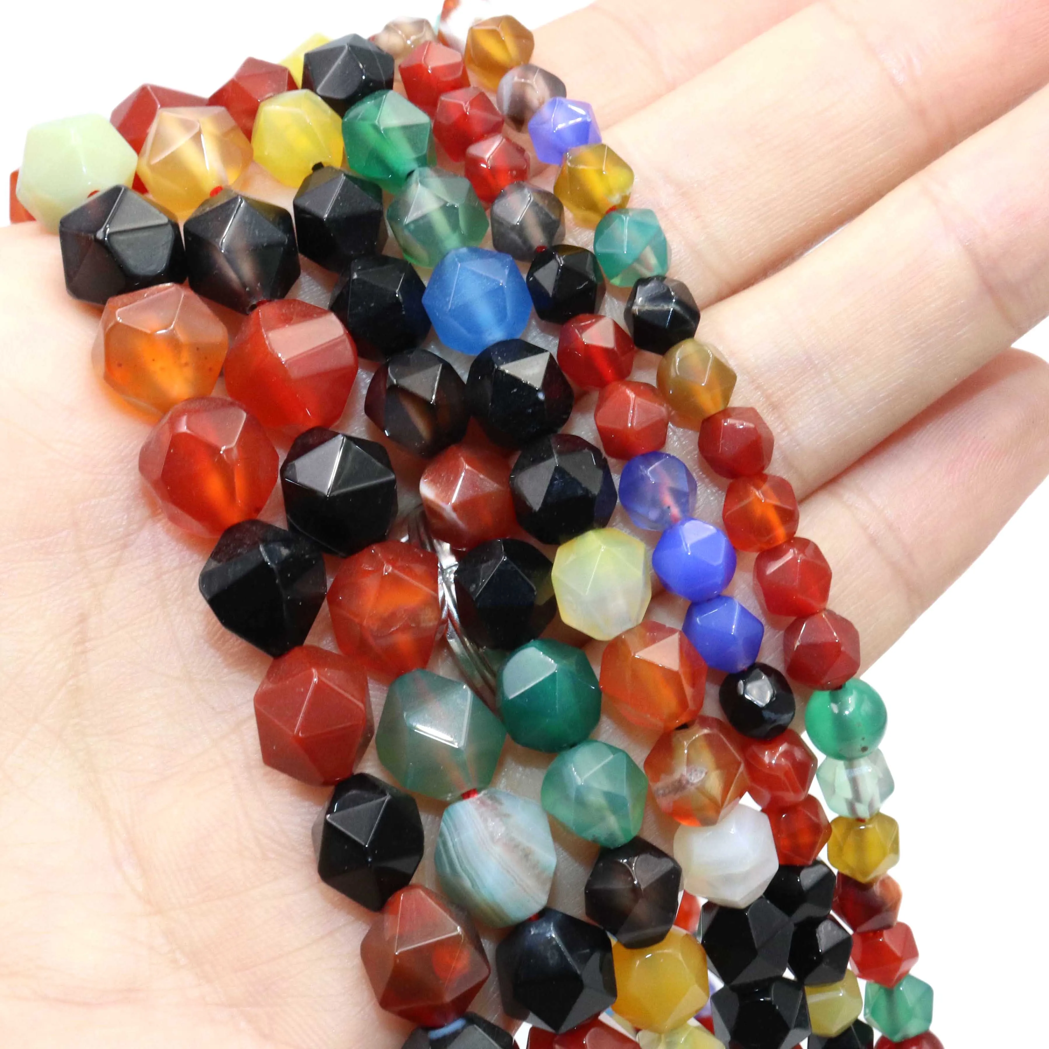 Натуральные камни граненые