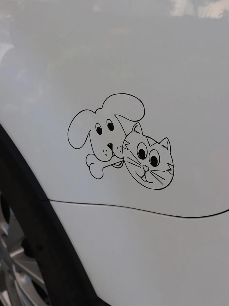 

ZTTZDY 15.4*10.4CM Cat Dog Car Sticker Beautiful Vinyl Decal Black/Silver ZJ4-0194