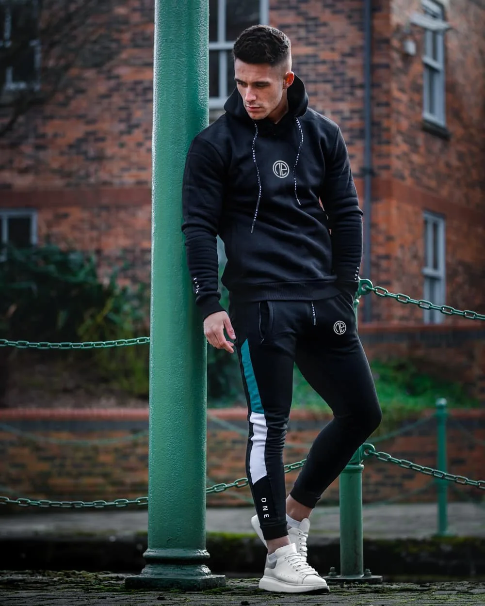 

2021 New Brand Two Piece Sportswear Men's Spring Fashion Hooded Sweatshirt + Trousers Jogging Homme Sweatshirt for men's suits