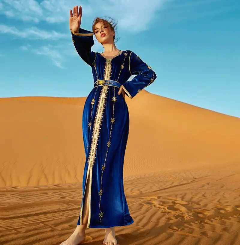 

New Muslim Dubai Luxury Velvet Manual Sewing Diamond Party Dress for Women V Neck Long Sleeve Abaya Blue 2022 Ramadan Robe