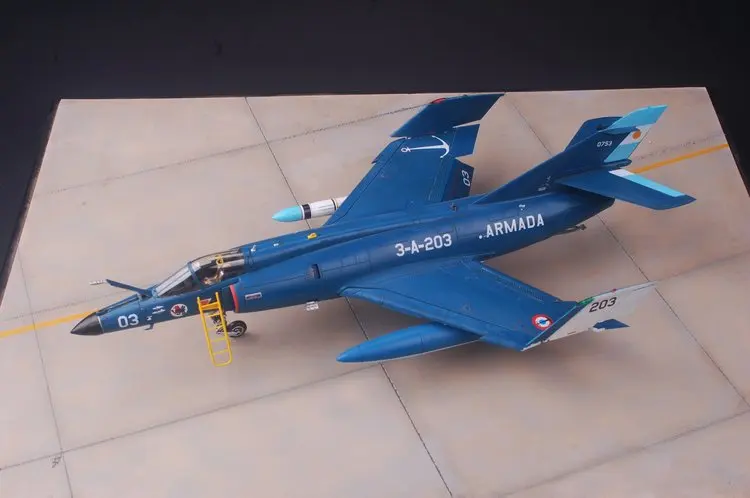 KittyHawk KH80138 1/48 французский суперэтенгардный переносчик боевой самолет игрушечный