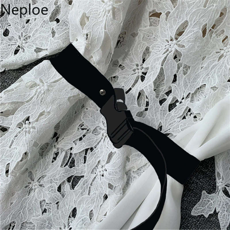 Neploe белый Нерегулярные Для женщин блузка модный пэчворк выдалбливают кружевные блузки с поясом элегантные Офисные женские туфли с коротким рукавом Блузки Топы 90001