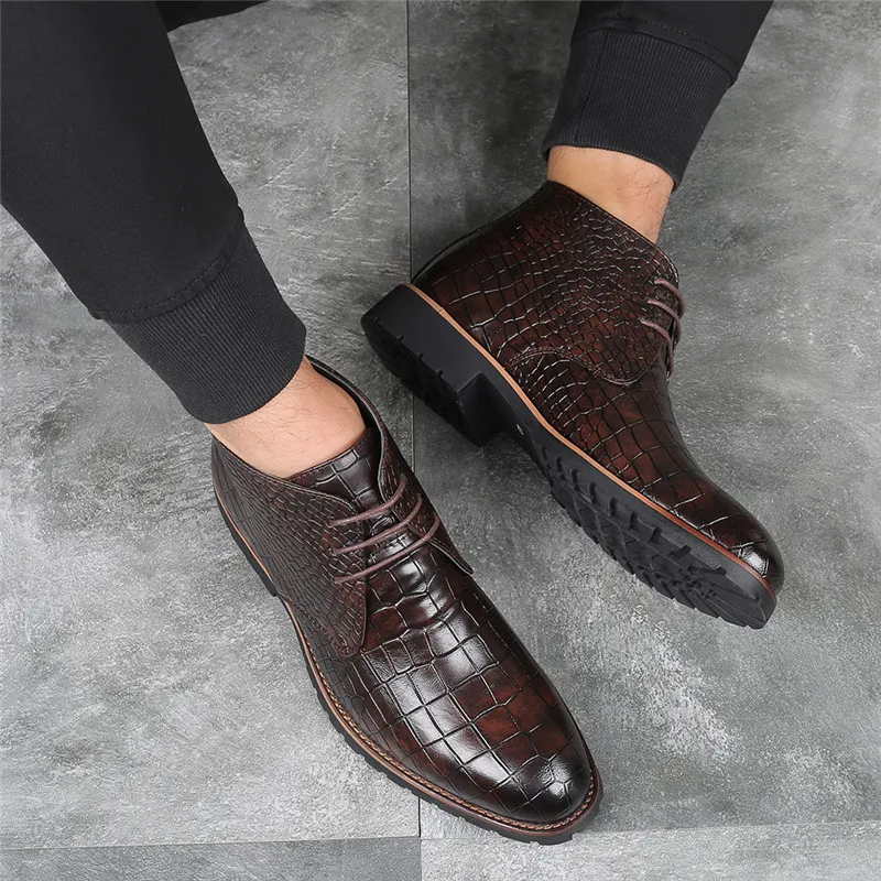 

New Western Pointed Toe Men Shoes Vintage Casual Leather Ankle Boots Lace-Up Crocodile Pattern Men Dress Fashion Boots
