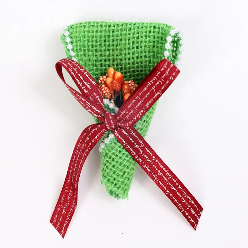 Миниатюрный цветочный букет для одежды аксессуары сделай сам поделки День