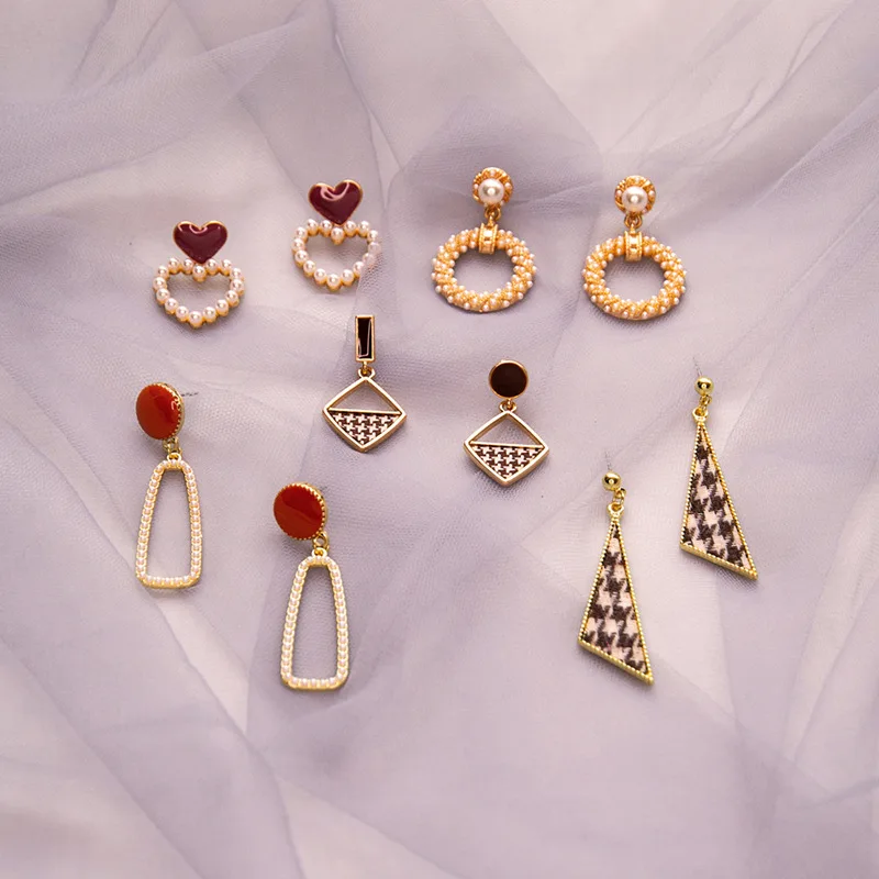 

Earrings For Women Girls Gold Color Alloy Dangle Ear Stud Cute Party Love Ear Pendents Tassels Fashion Jewelry