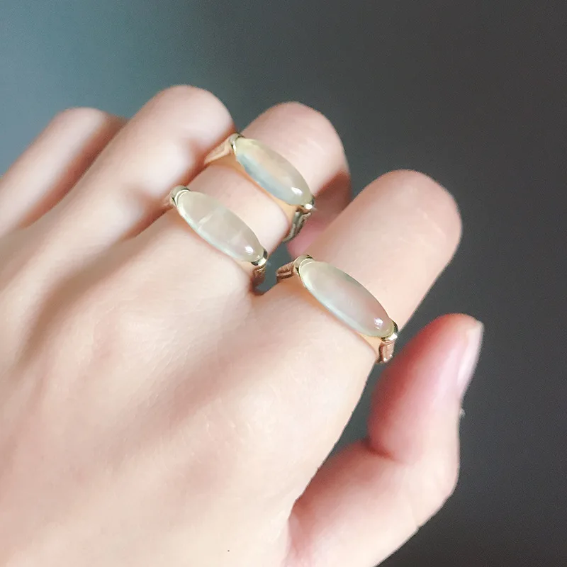 

Light Luxury Ocean Series Natural Prehnite Ring Small Fresh Champagne Bubble Oval Lady 925 Silver Ring