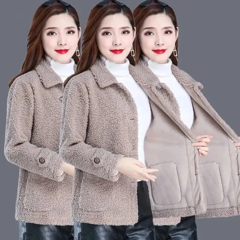 

Fashionable lightweight faux lamb velvet women coat 2021 new slim single-breasted blouse girl elegant spring and autumn fur Coat