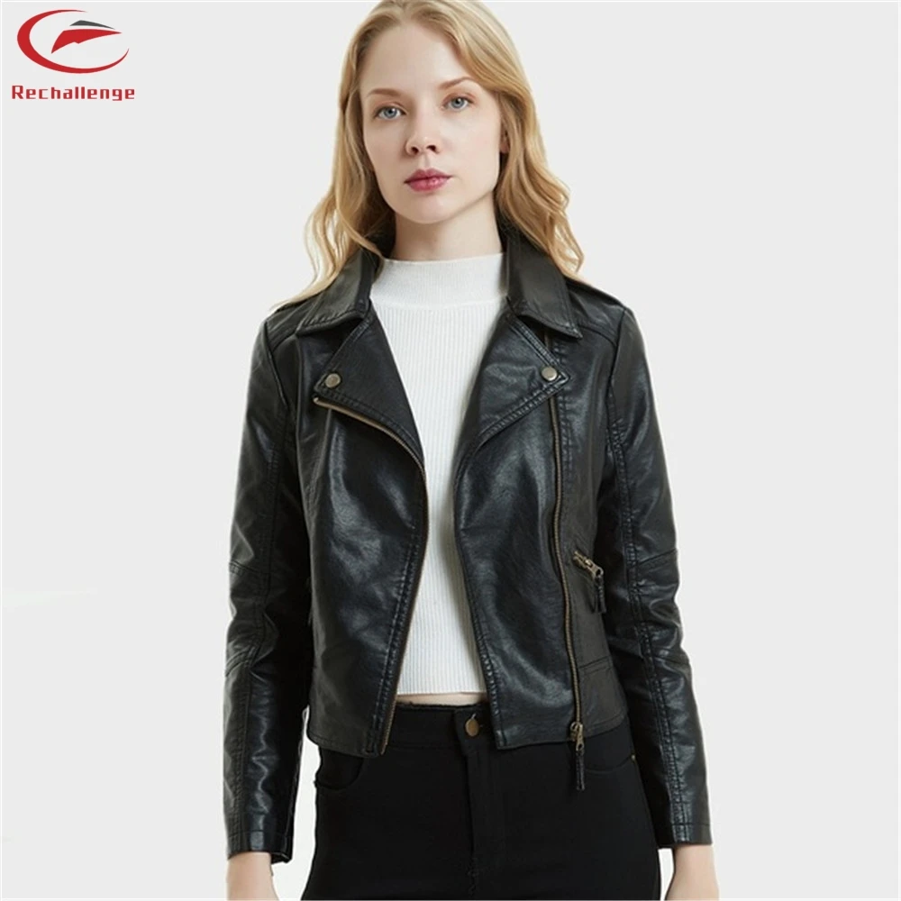 Женская куртка из искусственной кожи на молнии облегающая со змеиным узором