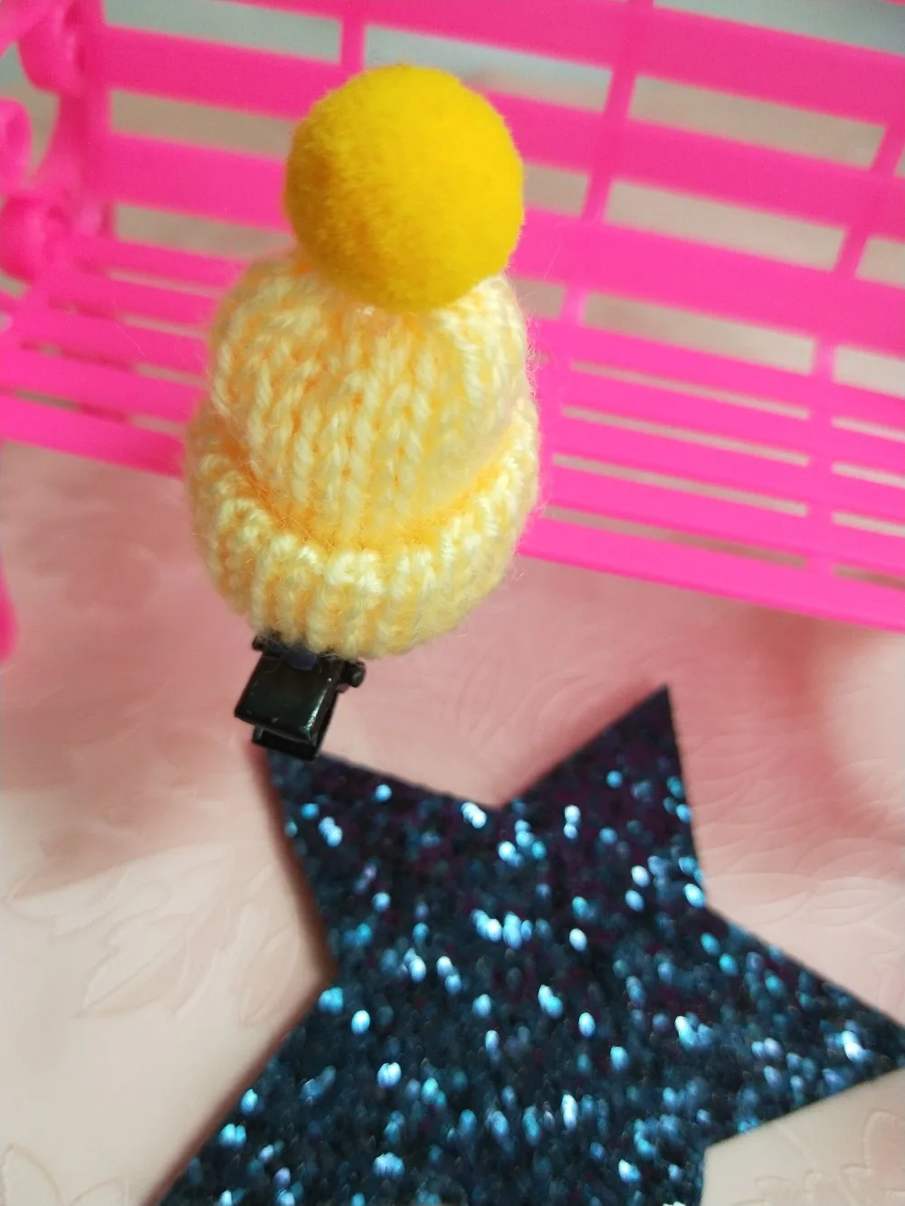 

Handmade pet hairpin Simulation hair ball hat ornament cute dog headdress puppy hair accessories