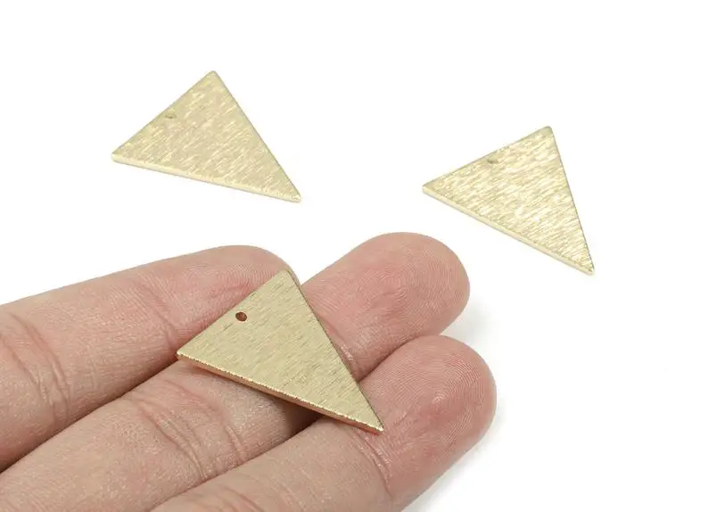 

Brass Textured Triangle Earring Charms - Raw Brass Triangle Pendant - 6Pcs/Lot - Jewelry Supplies - 25.9x22.48x1.03mm - PP3386