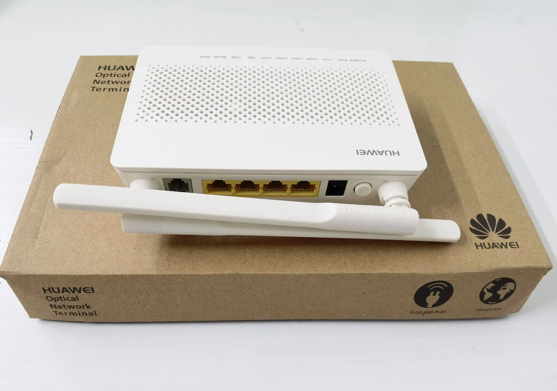3 шт. Оригинальный Новый HW HS8545M5 Gpon 5dBi Ont onu 1GE + 3FE Голос WIFI USB-модем на английском