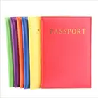 Обложка для паспорта кожаная для мужчин и женщин, дорожный Держатель для паспорта с отделением для кредитных карт, защитный чехол-кошелек