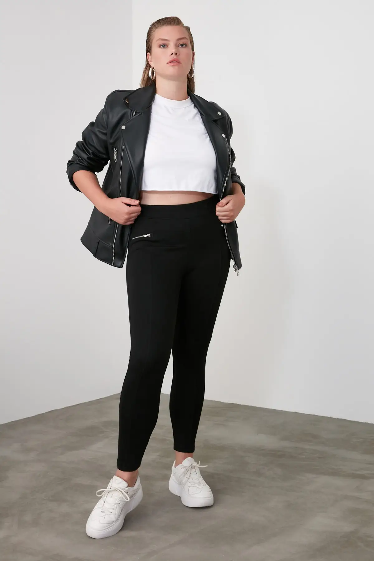 

Trendyol Zip Detail Knitted Leggings TWOAW20TA0049