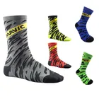 2021 модные велосипедные носки унисекс однотонные зеленые летние дышащие тканевые эластичные баскетбольные велосипедные носки