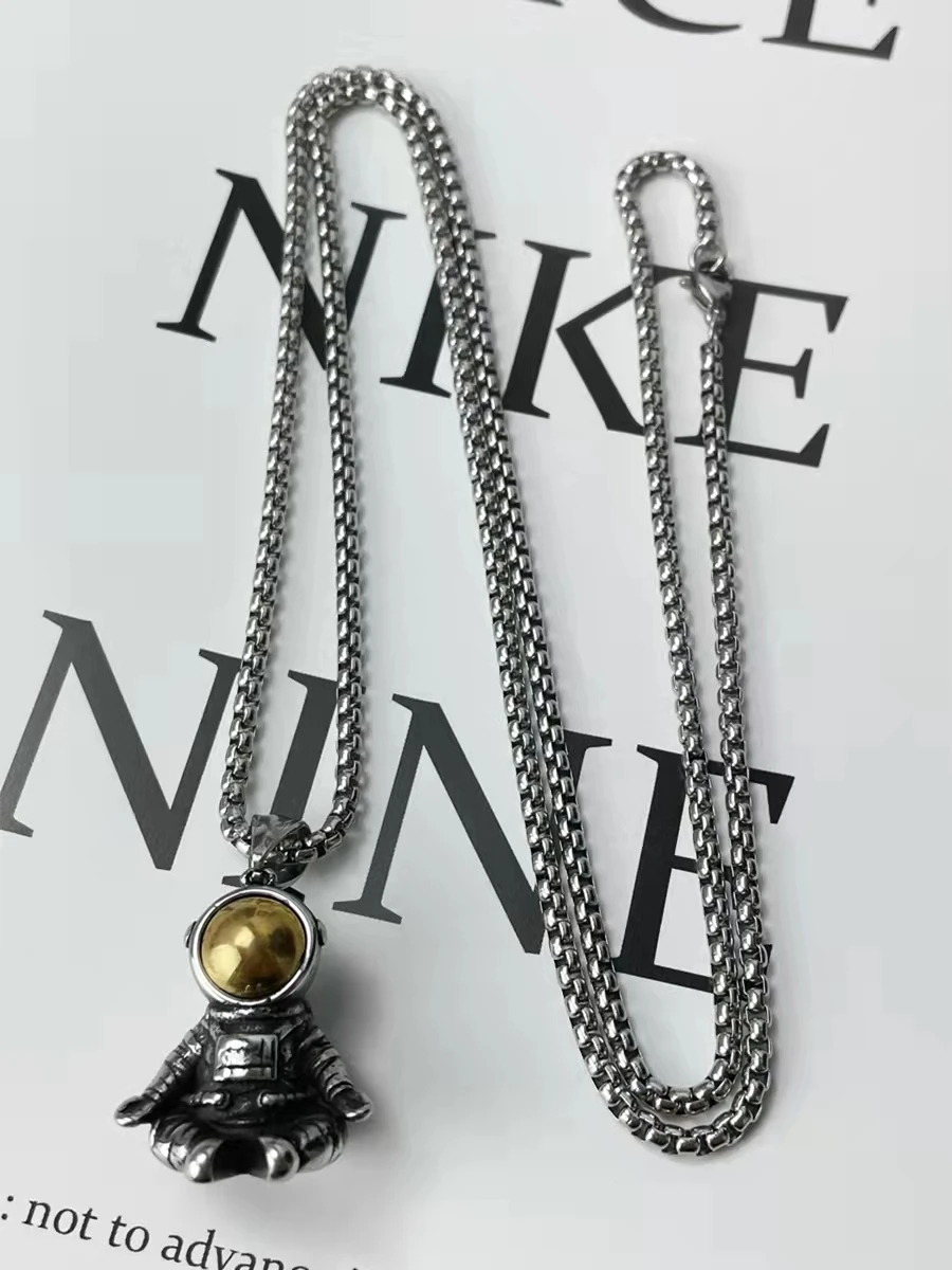 

Ожерелье мужское из взрывоопасной титановой стали в стиле хип-хоп астронавт свитер не выцветает долго и круто