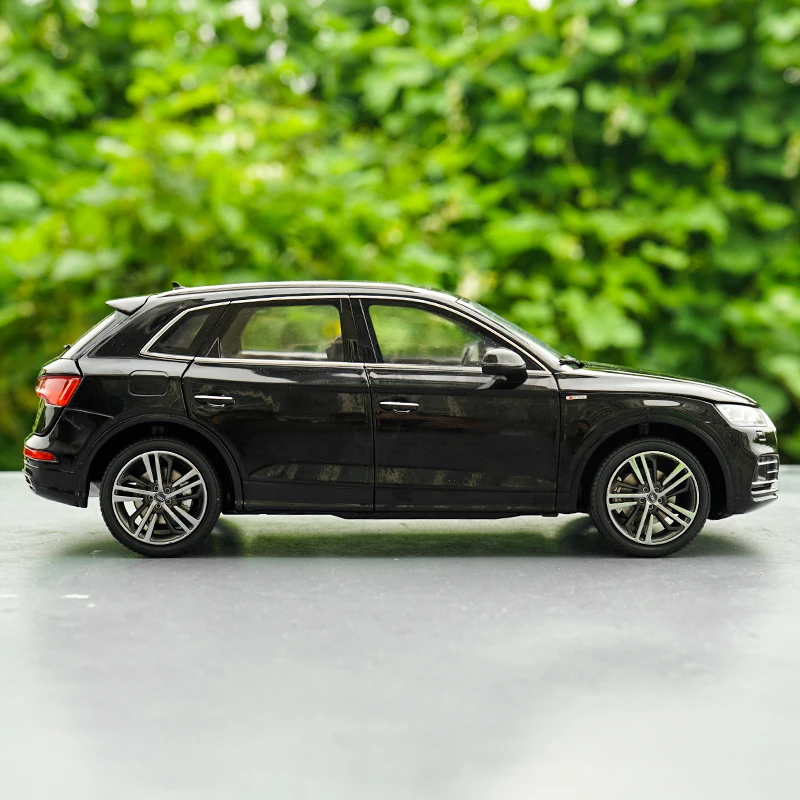 1/18 все новые Audi Q5 Q5L SUV литая модель металлический автомобиль внедорожник модели
