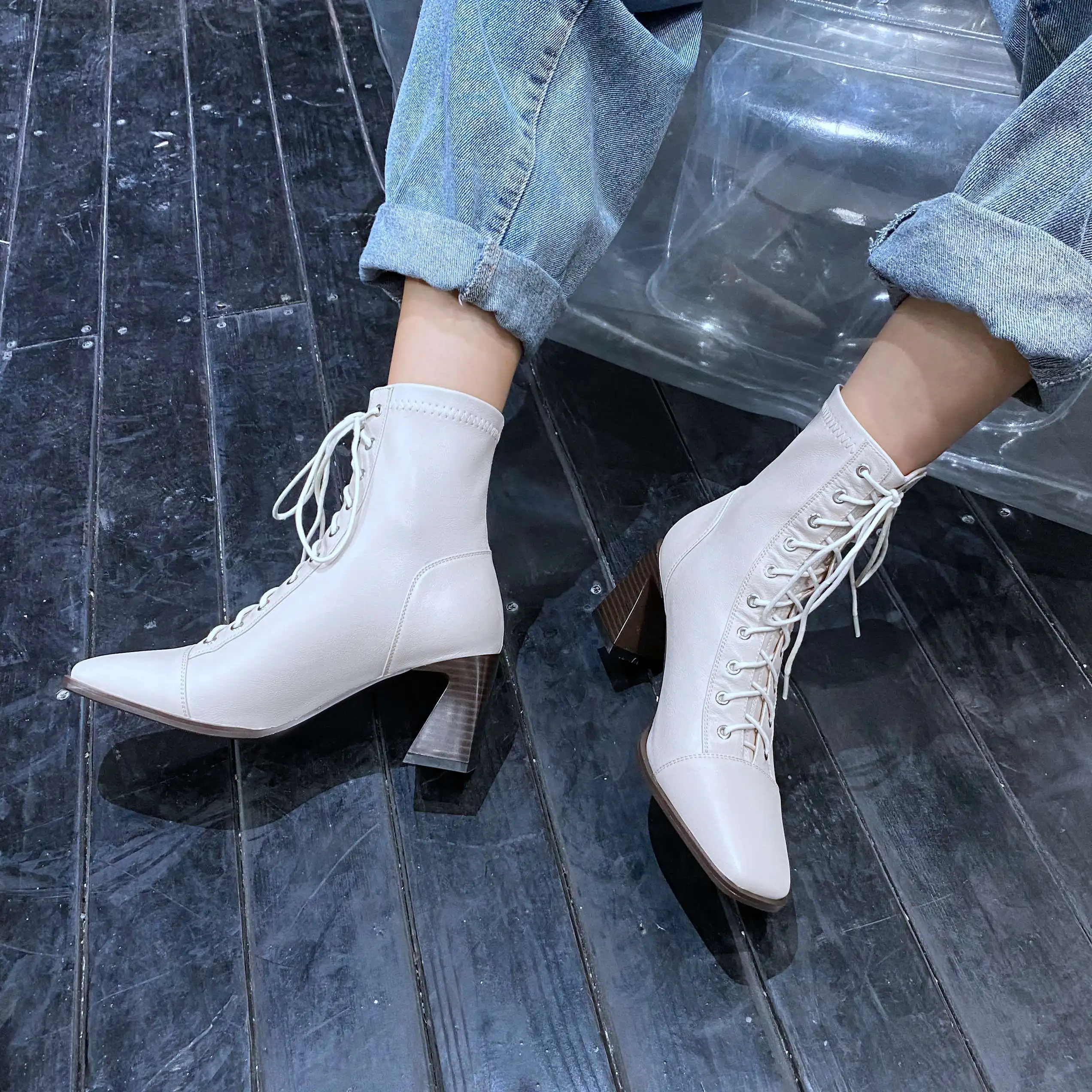 Harga Krazing Pot Panas Ukuran Besar Sepatu Bot Nyata Kulit Sapi Baru Square Toe Tebal Tinggi Tumit Renda Kantor Wanita Semata Kaki L8f1