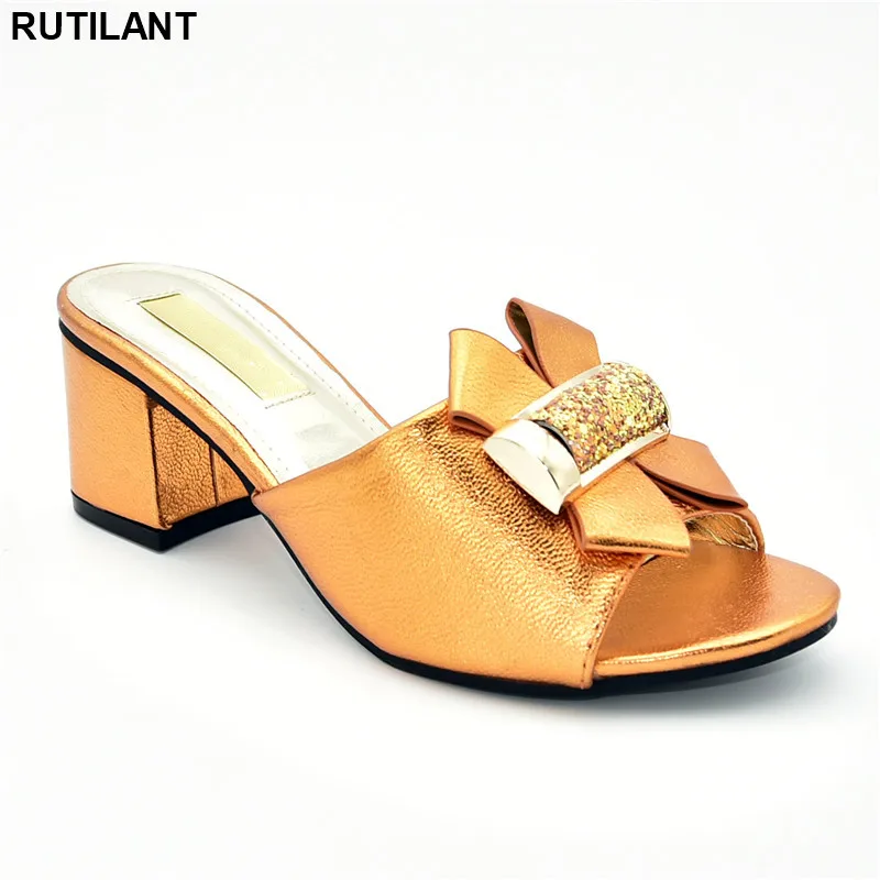 Женские туфли лодочки на каблуке украшенные стразами|Женские туфли| |