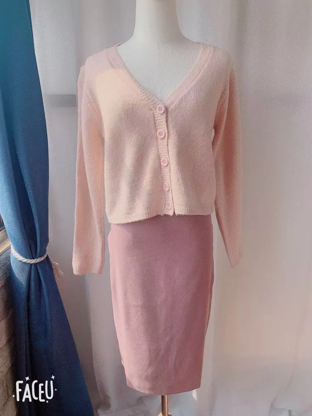 Suéteres para mujer, traje de otoño e invierno, cárdigans informales de cuello de pico liso, suéter de una sola botonadura, cárdigan suelto, Falda de tubo, trajes