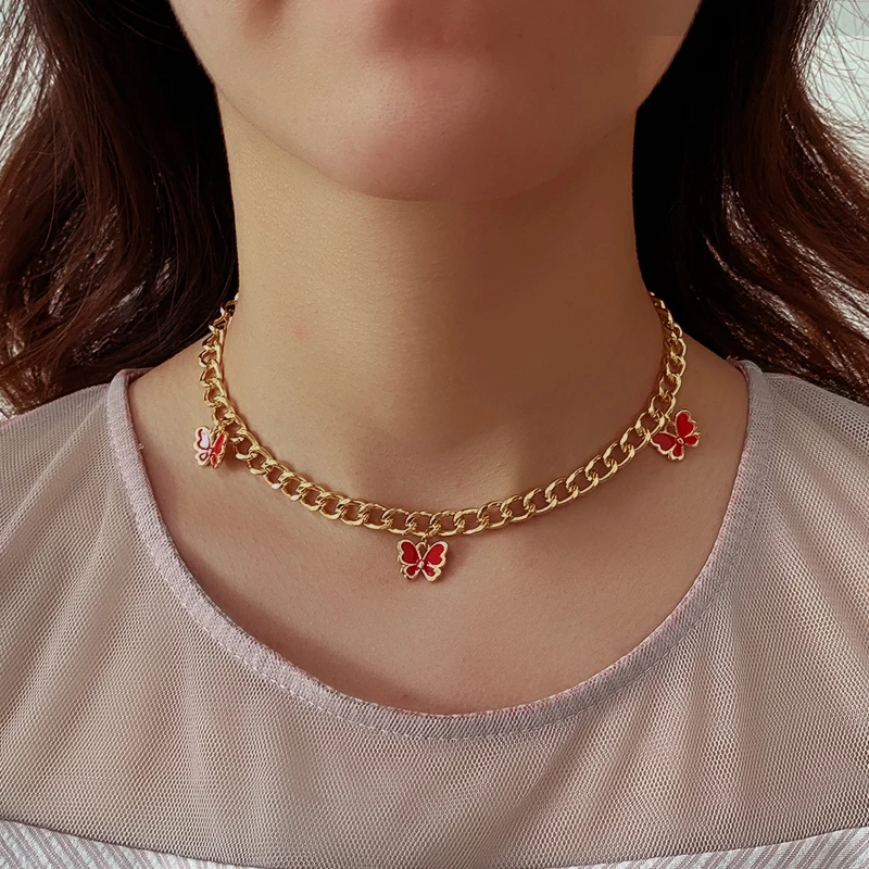 

Small Animal Butterfly Pendants Necklaces for Women Alloy Enamel Clavicle Chain Jewelry Accessories Birthday Gifts