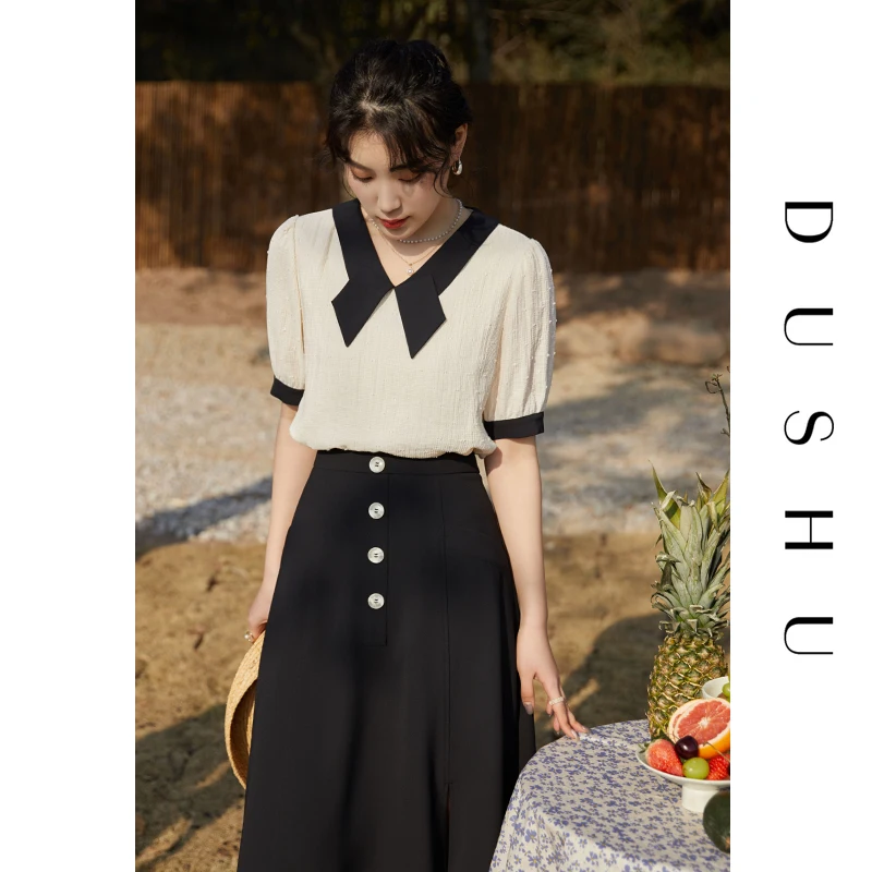 

DUSHU Plus Size White Black Women Butterfly Collar Chiffon Shirt 2021 Summer New V-neck Office Ladies Shirt Sexy Women Top