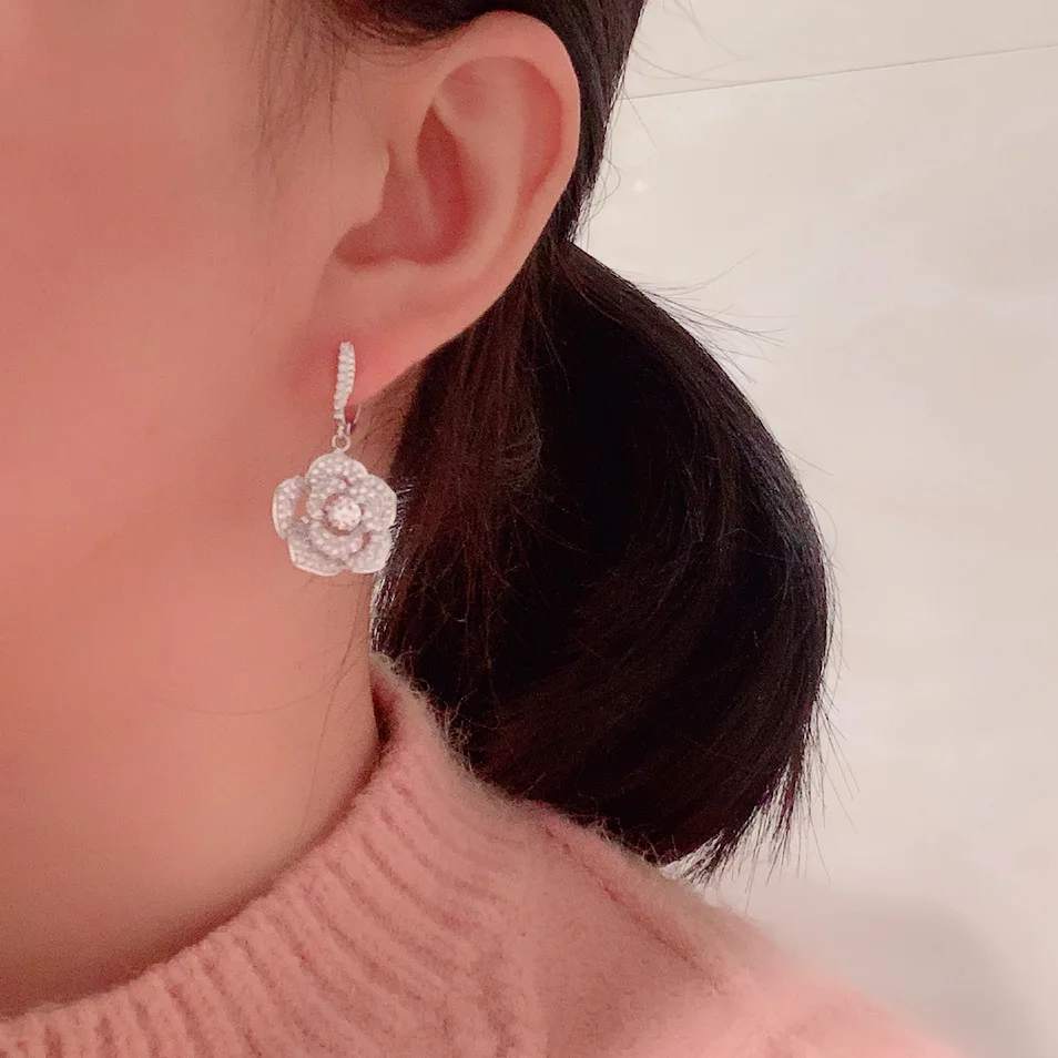 

Trendy Luxury Shining Clear CZircon Flowers Drop Earrings For Women Temperament Statement Wedding Fashion Jewelry Gifts Accessor
