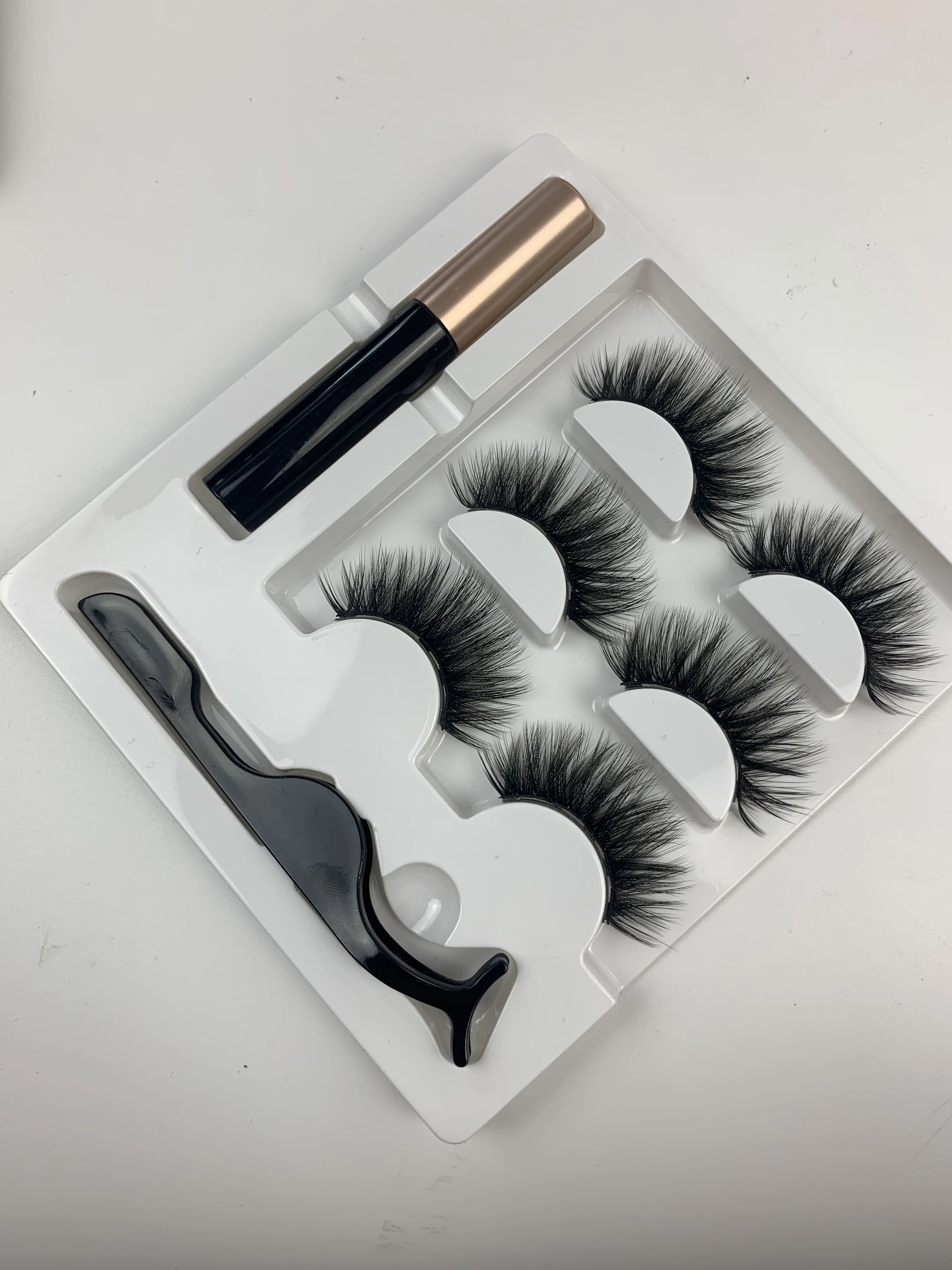 Набор Магнитных ресниц жидкая подводка для глаз и накладные магнитные ресницы