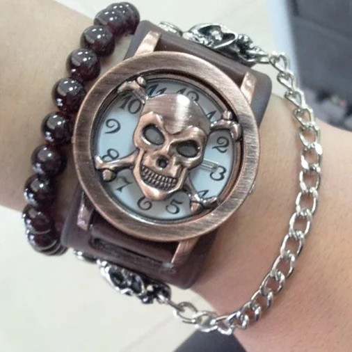 

Кварцевые часы XRQ88, крутой подарок в стиле рок/панк, Скелет с черепом для мужчин и женщин, ремешок из искусственной кожи, манжета на запястье