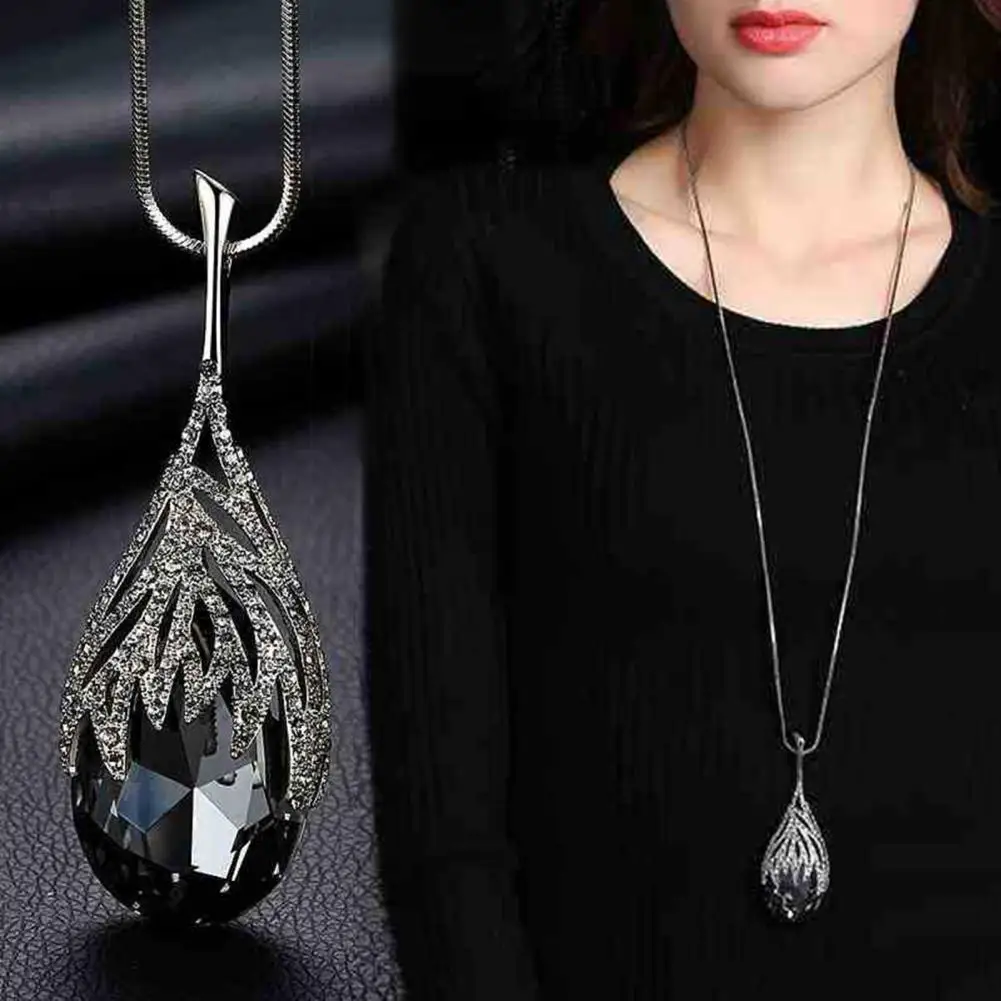 

Attractive Women Sweater Chain Shiny Lady Delicate Wear-resistant Pendant Necklace Sweater Necklace Cloth Necklace