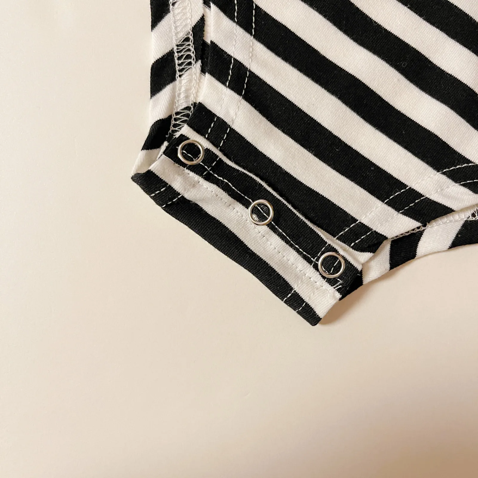 

Summer Striped Bodysuit For Newborn Infant Baby Boys Girls Bodysuits Short Sleeves Jumpsuit Cotton Baby Girl Clothes 0-18 Months