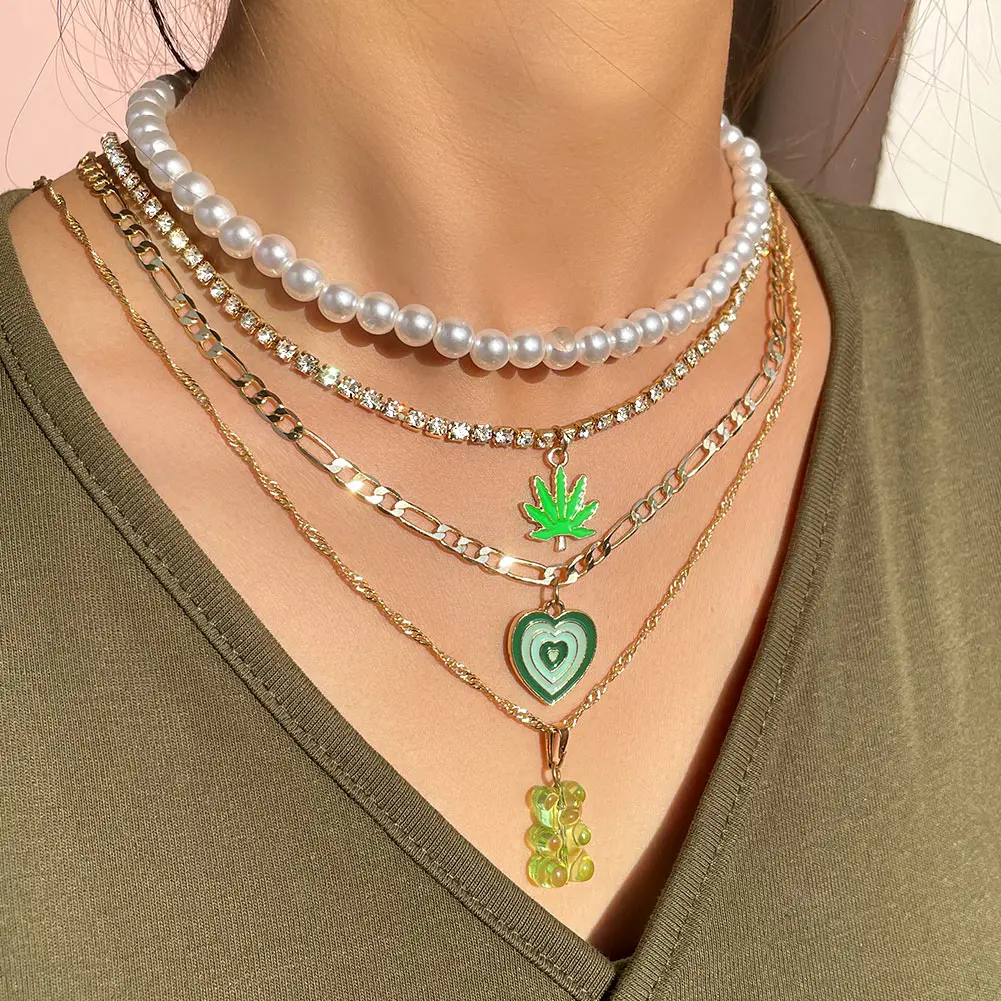 

Layered Green Gummy Bear Glass Heart Necklace For Women Pearl Choker Shiny Crystal Choker Cuban Chain Necklace Party Jewelry New