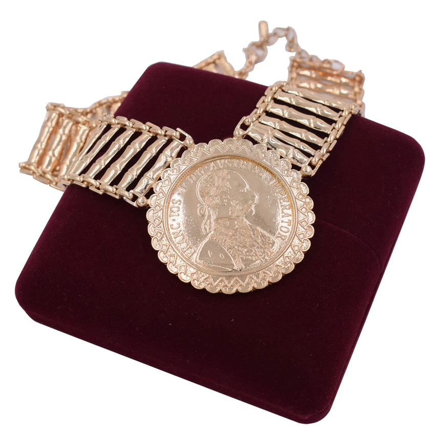 2019 Мода Африка Дубай комплект ювелирных украшений золотистого цвета оптовая