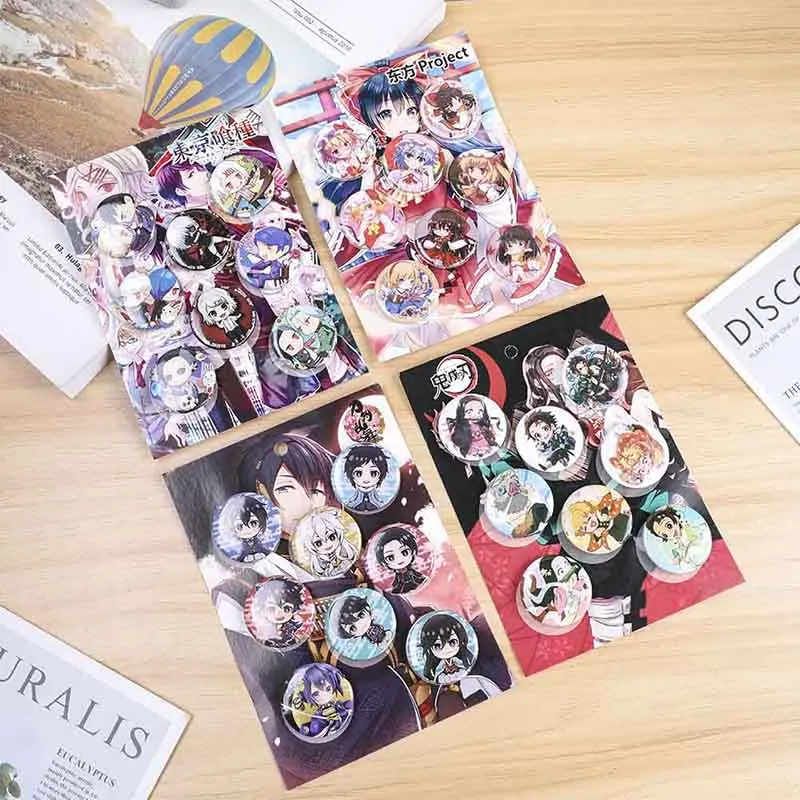 

8Pcs/Set Anime Demon Slayer: Kimetsu No Yaiba Kamado Tanjirou Cosplay Bedge Cartoon Collect Bags Badges Button Brooch Pins