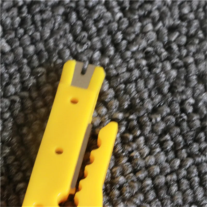 Инструмент для зачистки кабеля UTP 9 см