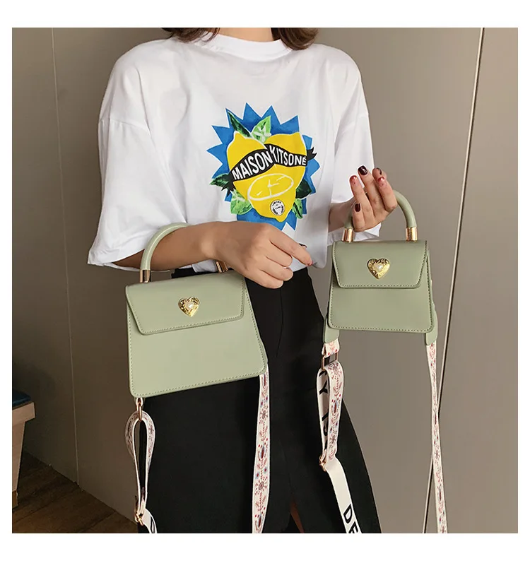 2019 new broadband women's Korean version (size) is simple and easy to carry oblique satchel bag with a single shoulder | Багаж и