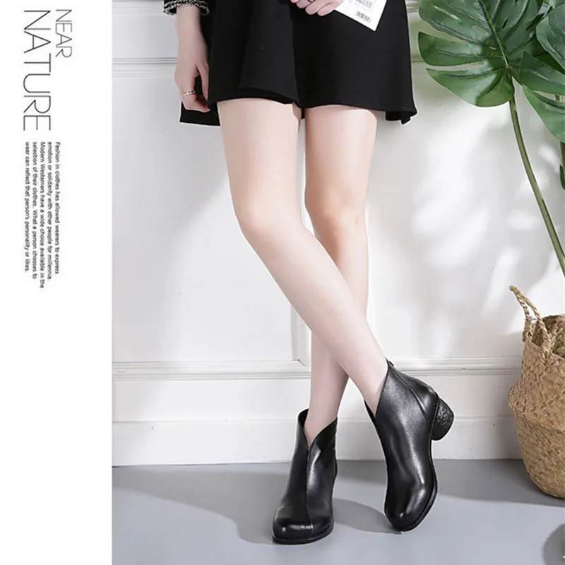 

CEYANEAO 2020 Fashion Women Boots Autumn Genuine Leather Women Thick Heel Ankle Boots Woman Shoes Back Zipper Soft Leather Boots