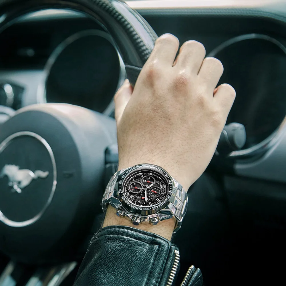 

WWOOR Men Watch Top Luxury Brand Sport Watches Mens Quartz Wristwatch Male Clock Relogio Masculino WR8868-Black