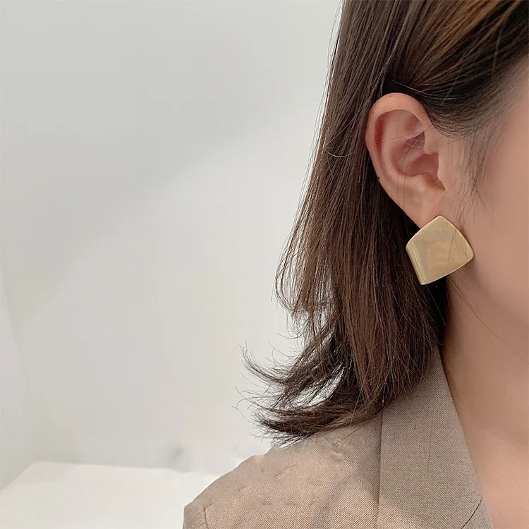 

Korean Fashion Earrings for Women 2021 Clip on Earrings Trend Dangle Earrings Fashion Jewelry 2021 Vintage Earrings Jewelry