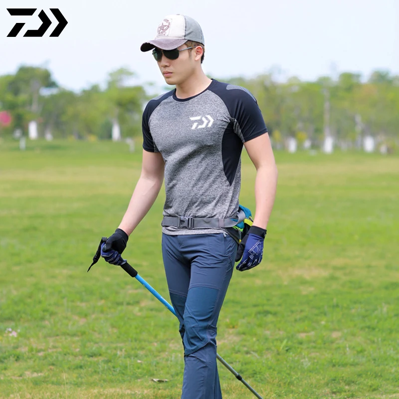 

Daiwa Men Summer Fishing T-shirt Outdoor Sports Breathable Daiwa Clothing Patchwork Short Sleeve Quick Dry Golf Fishing Tshirt