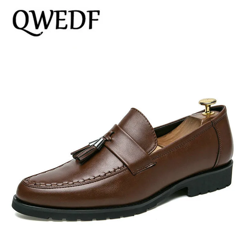 Мужские деловые туфли QWEDF с бахромой кожаные Мужская Брендовая обувь