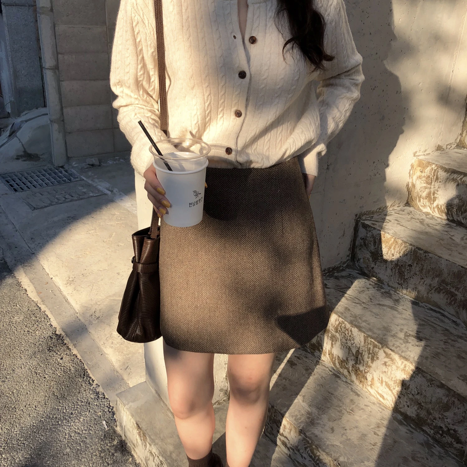 

Korean Chic Spring New Small Twist Knitted Sweater Cardigan Cute Youth-Looking Versatile Skin-Friendly Bottoming Coat