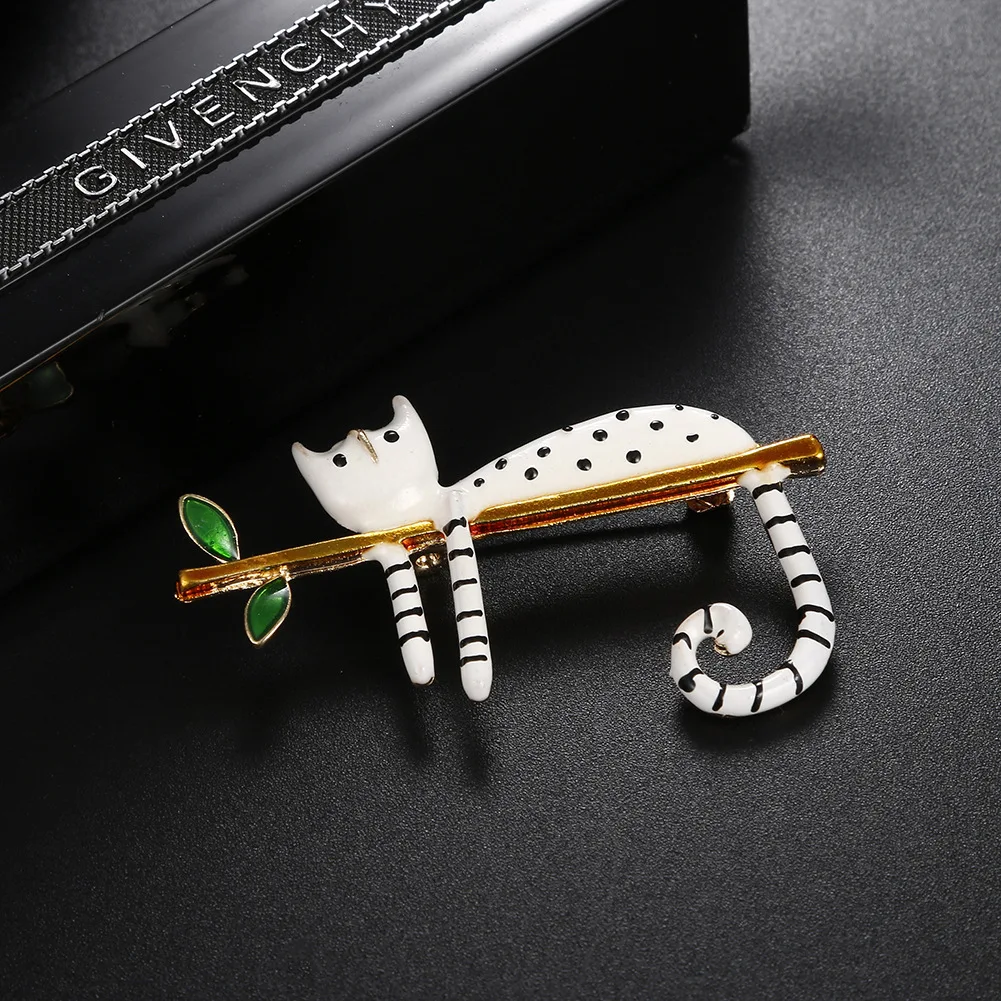 Ленивый кот брошь эмалированный штифт животные из мультфильмов брошь-Кошечка