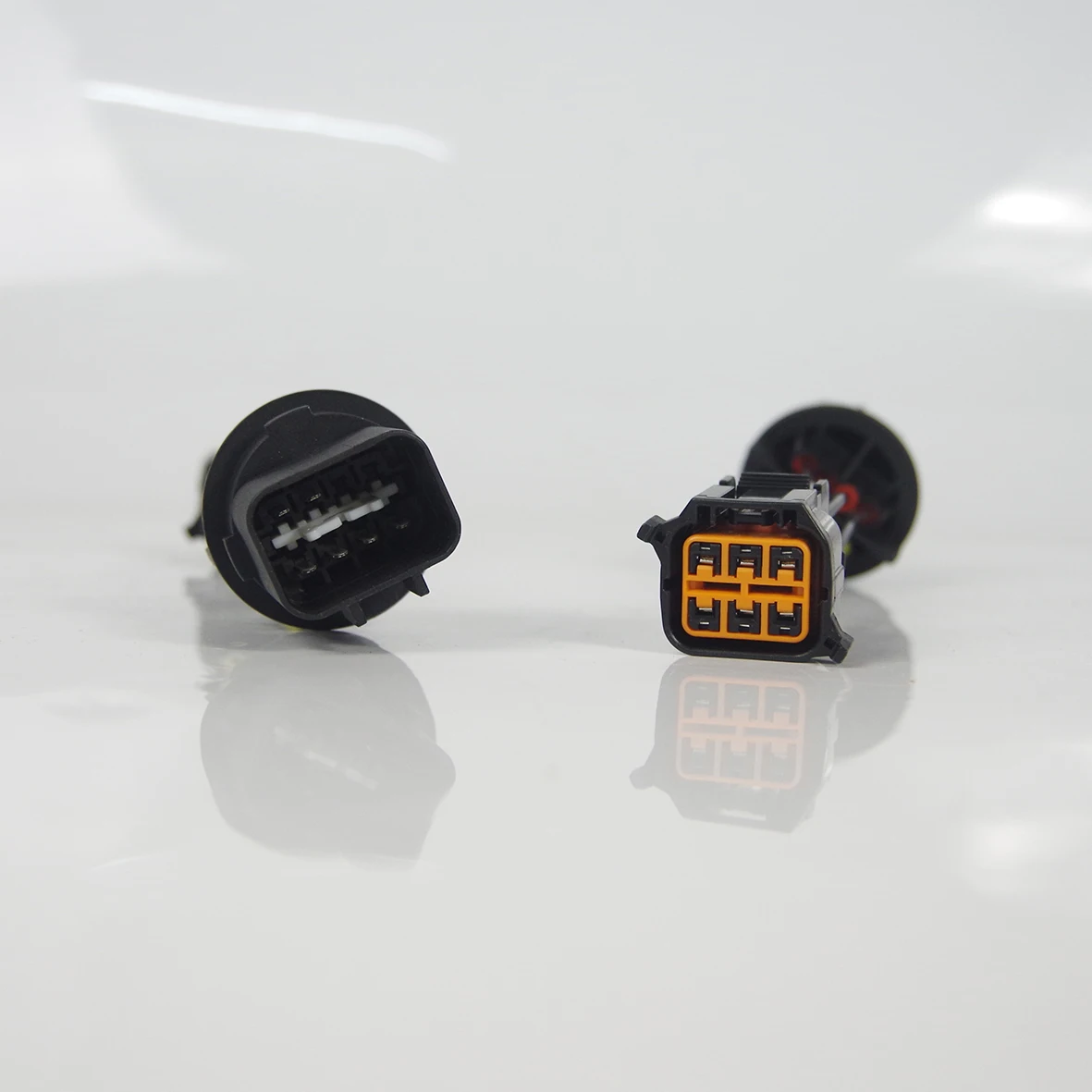 

Adapter for Hyundai Elantra
