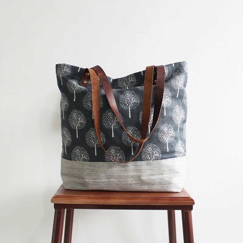 Женская сумка-тоут ручной работы с маленьким деревом цветочным принтом кожаные