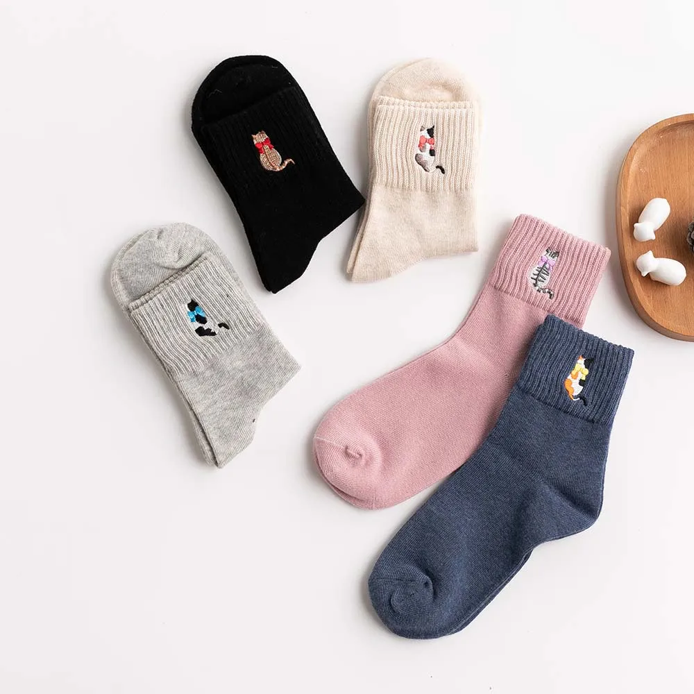 Women's Fashion Cute Embroidered Kitten Pure Cotton Casual Shallow Mouth Socks 5 Pair