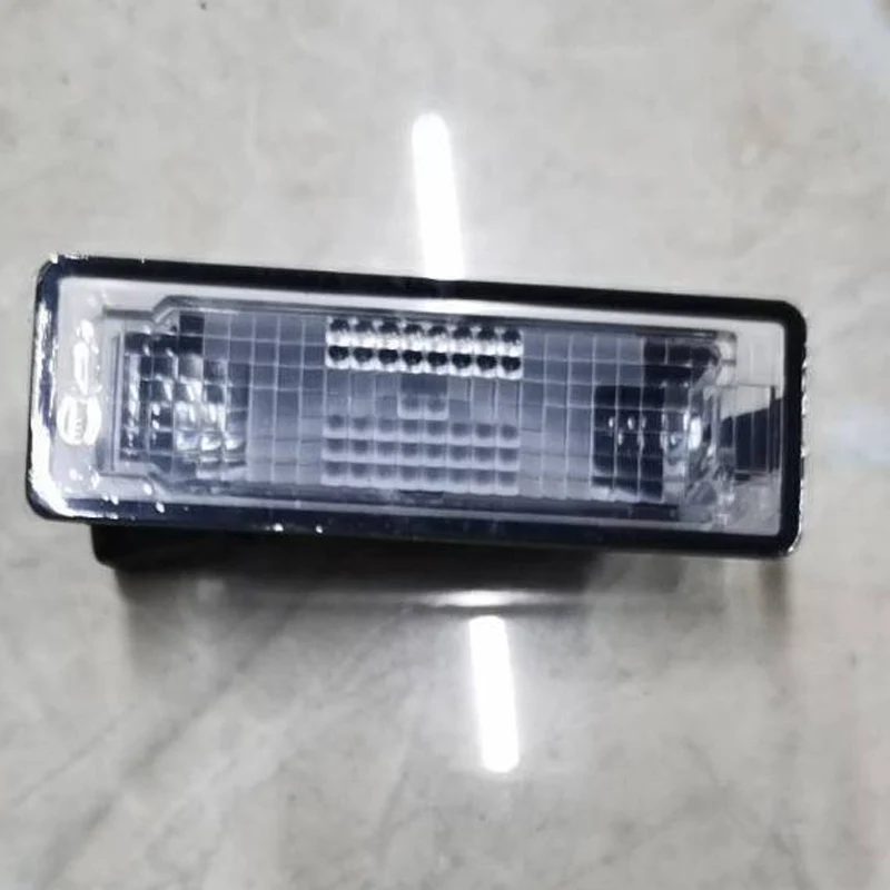 

CAR license plate light 2013- 2022vol ks wa ge nJe tta San ta na Rear license plate lamp license plate lamp illuminator