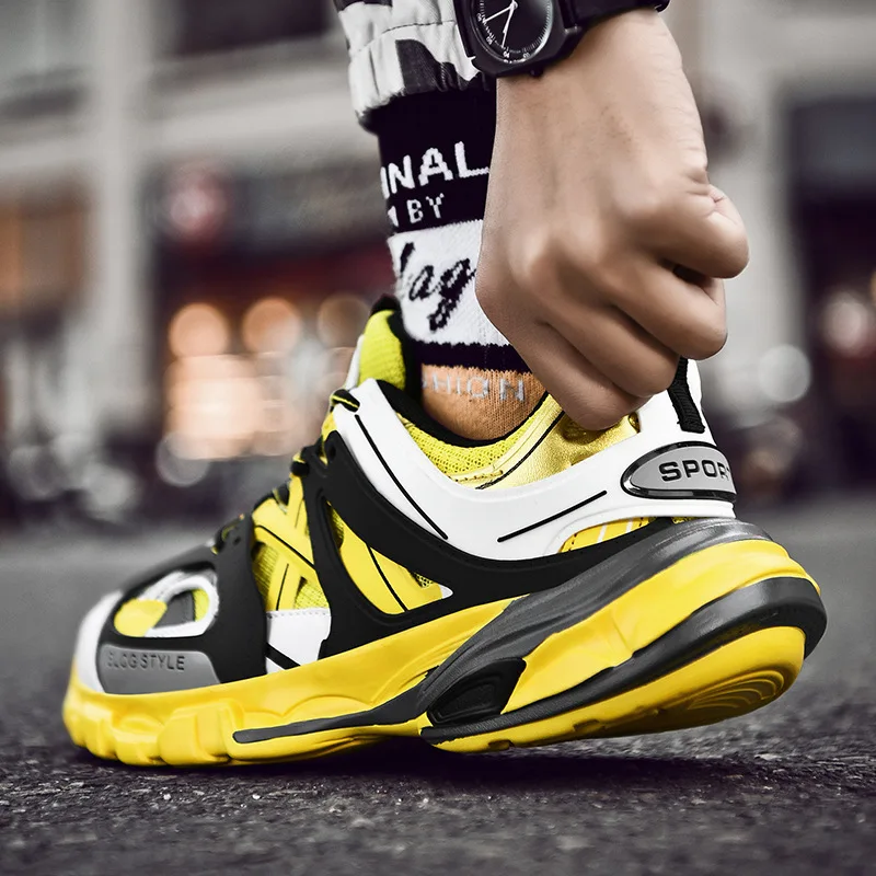 Мужские кроссовки на массивной подошве черные повседневные сетчатые унисекс