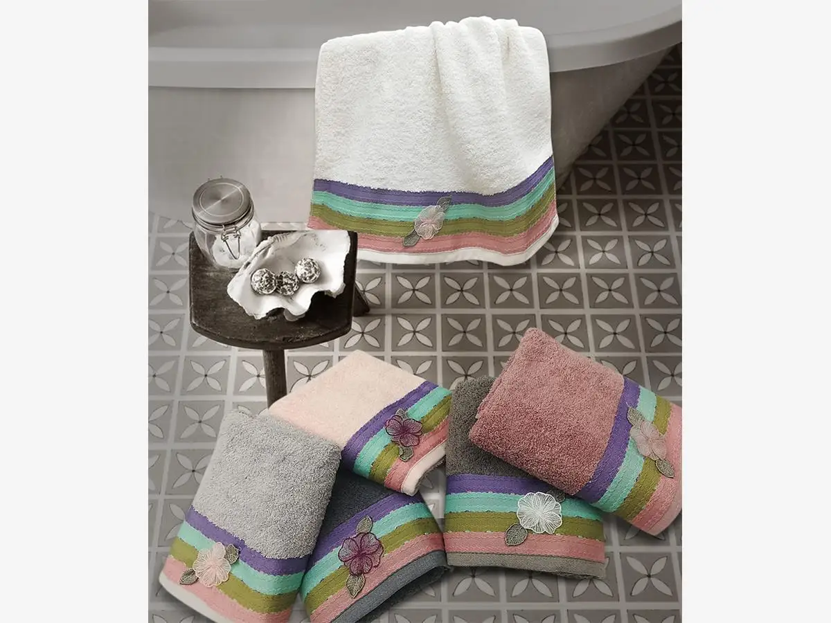 

Rainbow Floral Bath Towel 6'l