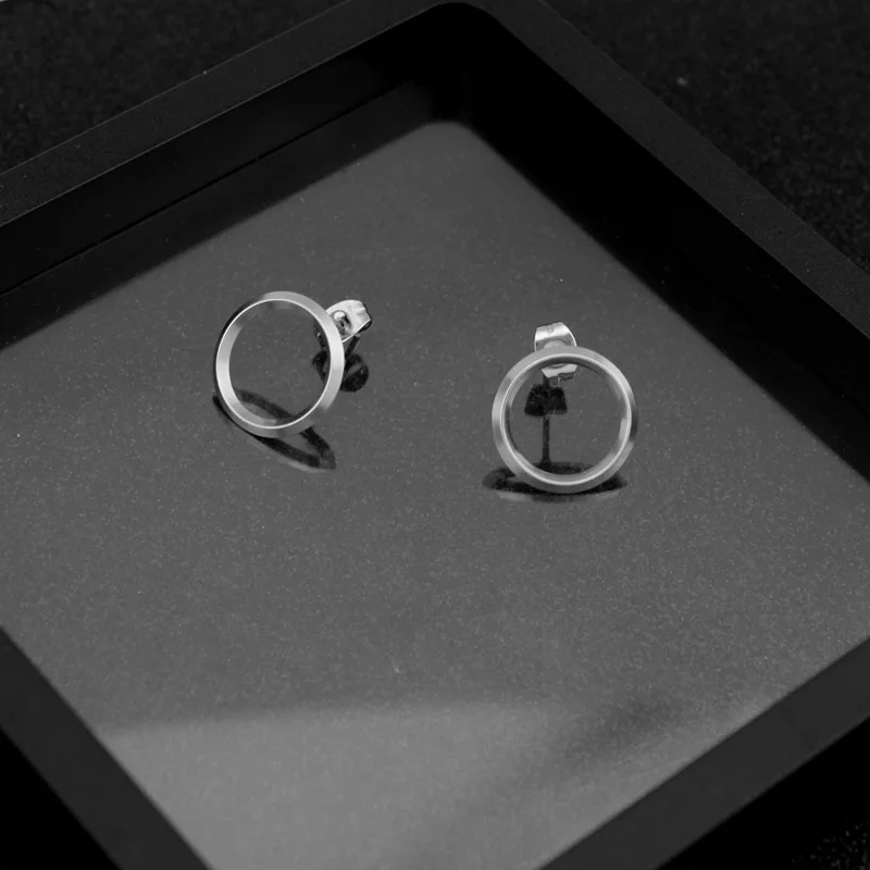 

2021 New Three-Dimensional Triangle Line Earrings Round Ring Earrings Earrings All-Match Small Korean Fashion Earrings