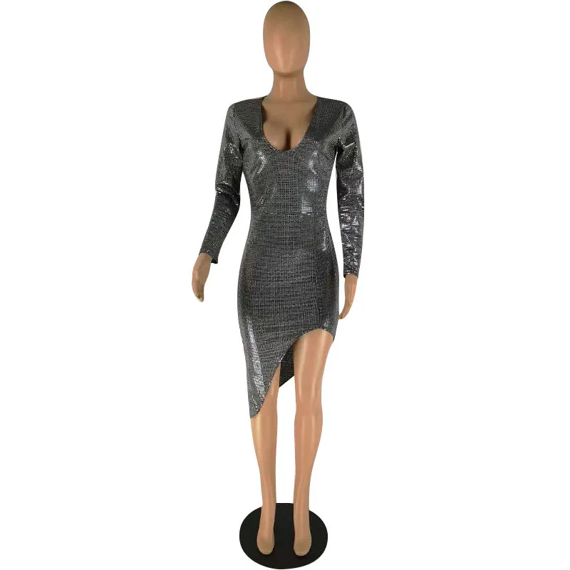 Женское зимнее черное платье с длинным рукавом и блестками элегантное блестящее